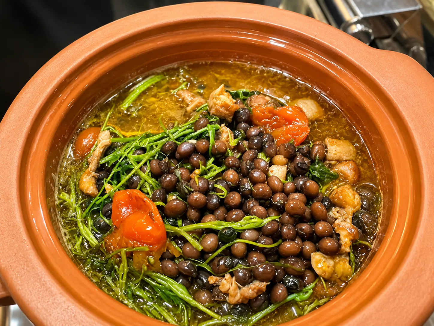 Kaeng Mahae, a seasonal curry from Tak, served in a clay pot